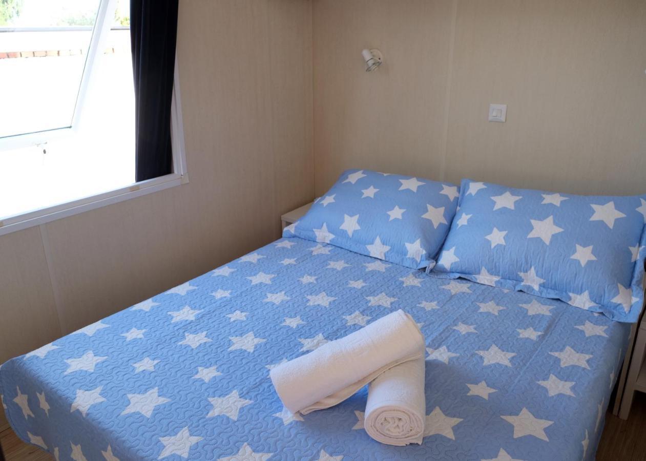 Solecito Pension Chiclana de la Frontera Buitenkant foto